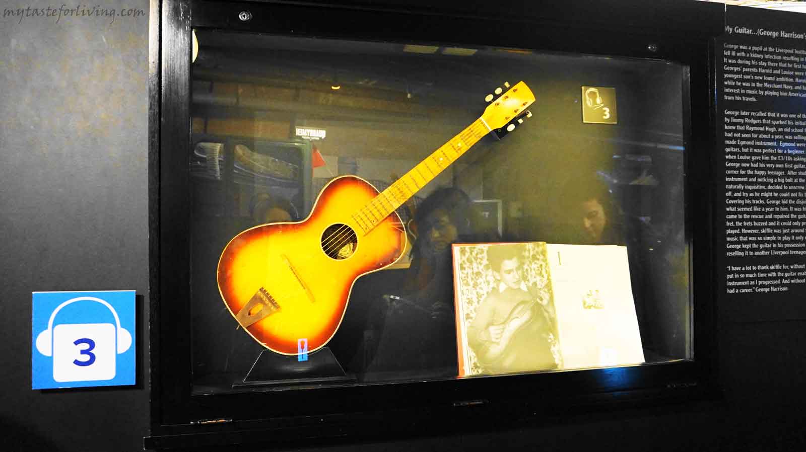 Музеят на Бийтълс се намира в град Ливърпул, Великобритания, разположен на историческия Royal Albert Dock. Изложбата е изцяло посветена на легендарната група и ще ви потопи във времената, културата и музиката на Бийтълс.