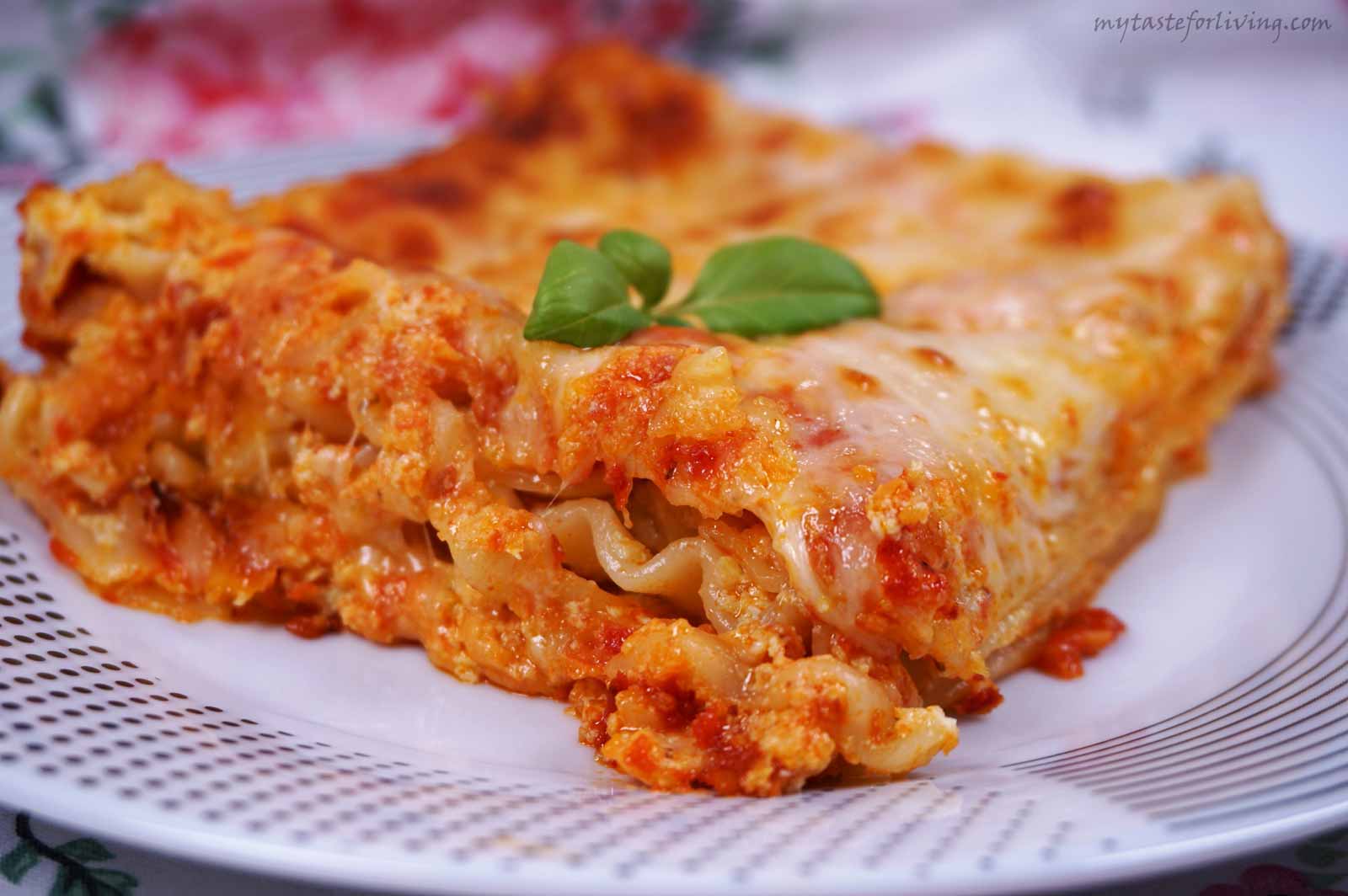 I love lasagna! And by preparing it in this way I managed to impress the children at home! For the preparation of the lasagna I use home made tomato sauce with basil, stewed zucchini, carrots and onions with parmesan and ricotta, lasagna noodles and grated mozzarella or yellow cheese.