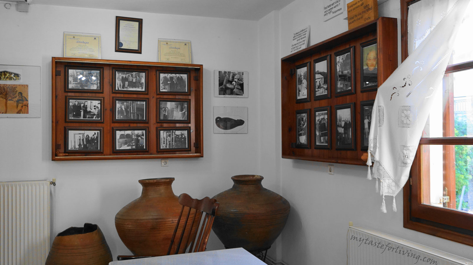 Музеят на зехтина на семейство Сотирелис е място, което не пропускаме да посетим, когато сме на остров Тасос, Гърция. Той е разположен в планинското село Панагия, малко и приятно селце, подходящо за разходки. 
