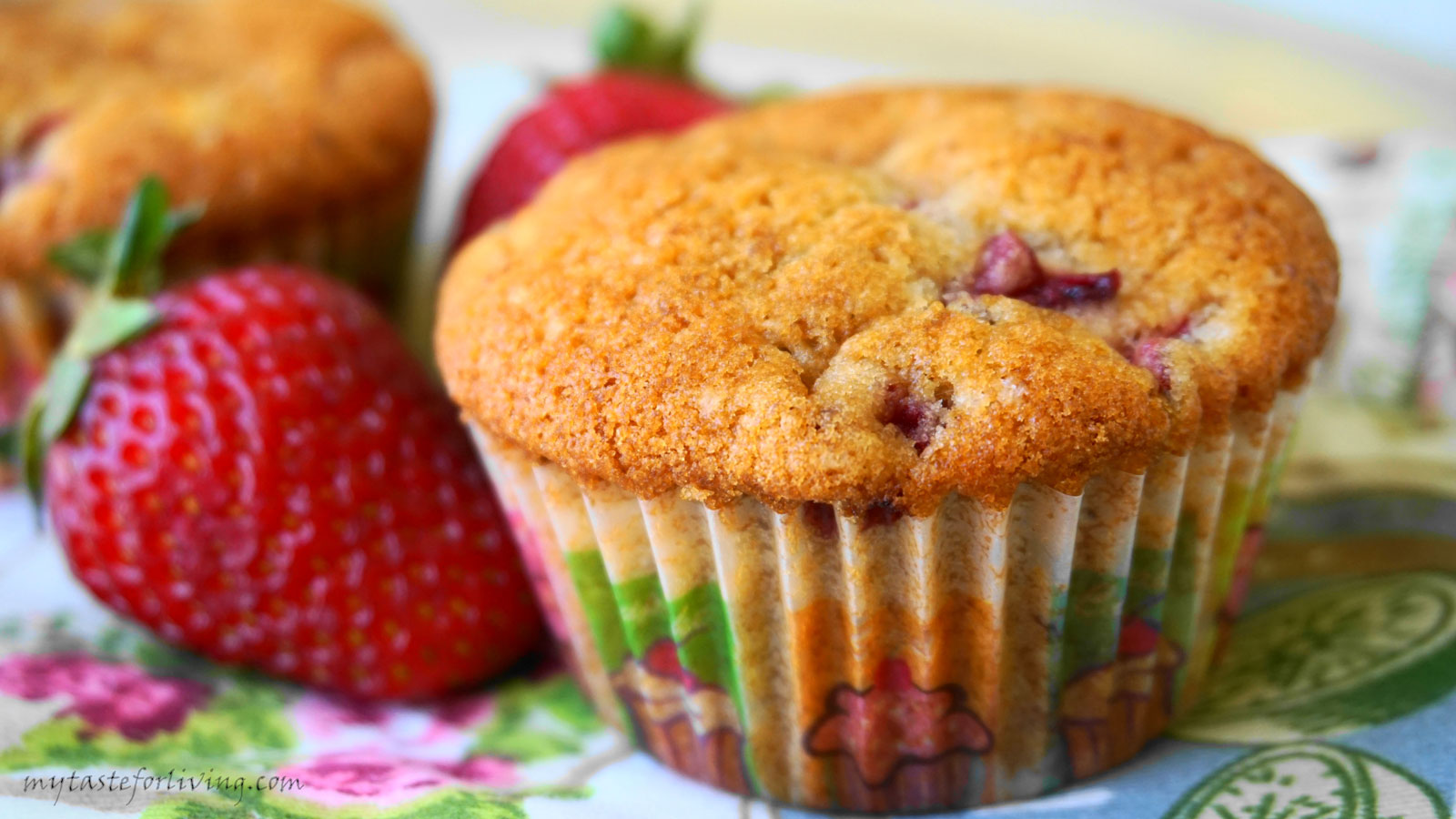 Muffins with strawberries and banana - delicious, soft, appetizing and satiating!